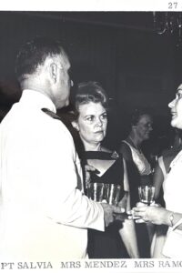 Clase IV - 27 Jul 1964 - Capt Salvia, Mrs Mendez, Mrs Ramas