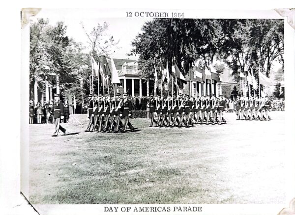 Clase IV - 12 Oct 1964 - DESFILE DEL DIA DE LAS AMERICAS