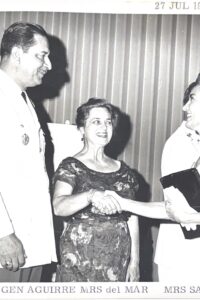 Clase IV - 27 Jul 1964 - Mrs Aguirre, Gen Aguirre, Mrs del Mar, Mrs Salvia