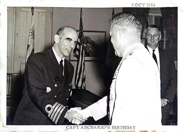 Clase IV - 5 Oct 1964 - SALUDO DEL GENERAL DEL MAR AL CAPT ARCHANJOS POR SU CUMPLEANOS